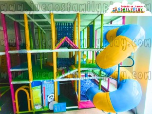 PLAYGROUND CHACHAPOYAS